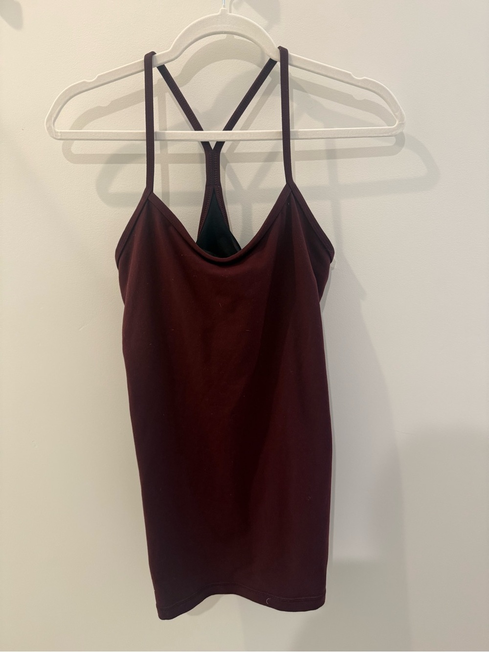 Lululemon Power Y Luon Tank Top Size 8 Burgundy with Shelf Bra
